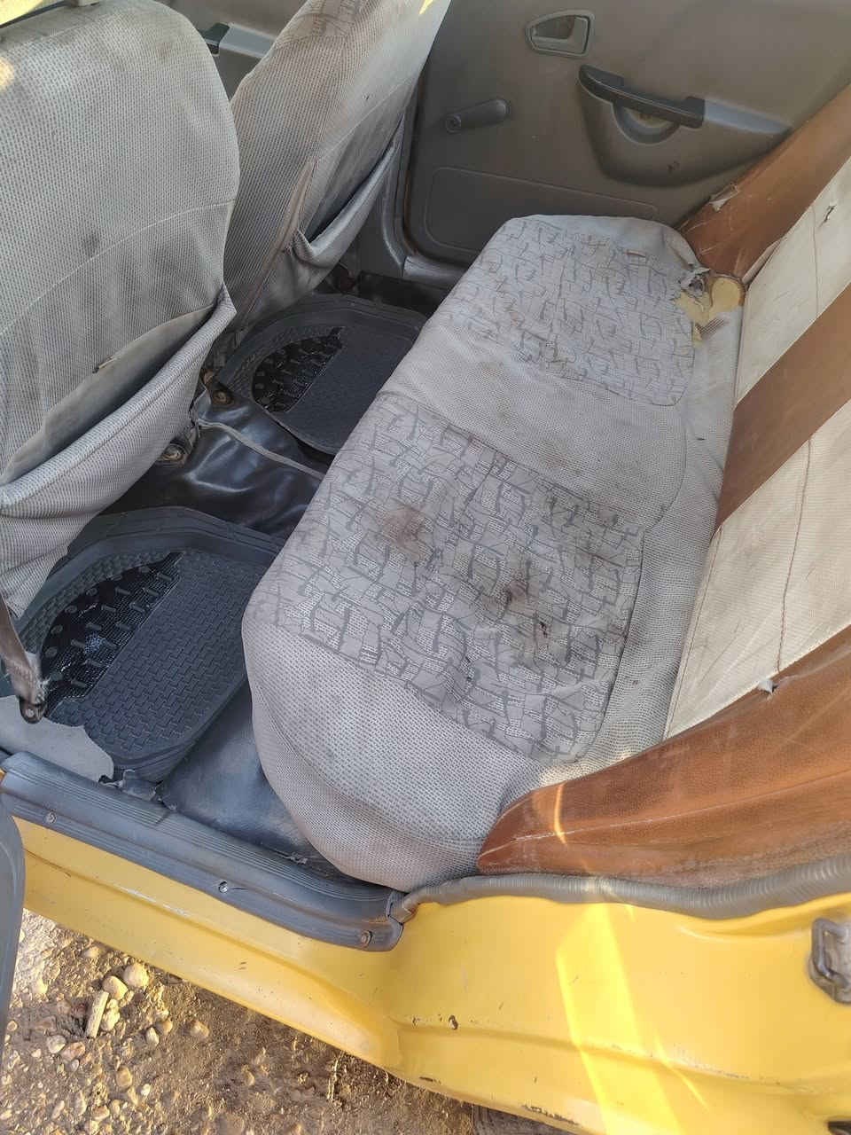 سلام عليكم سايبه موديل ١٢ رقم صدامي مكينه كايمه وصاصي من صفحت اليمنة يرادلة تعمير وراعيهة موجود سنوية صاقطة من ٢٣ هيئة مدفوعة من ال١٨  سعر ٧ وبيهه مجال المكان تاجي رقم ***********
