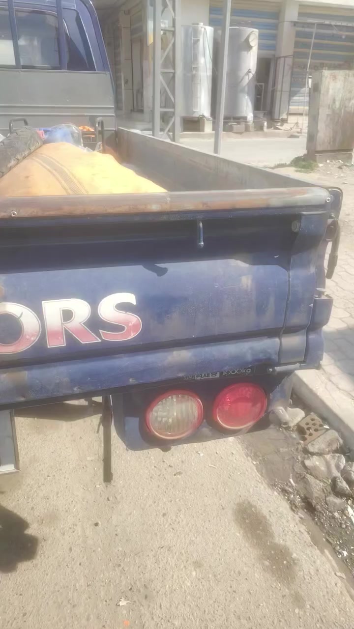 السلام عليكم كيا ٣٠٠٠ محرك ام عيون لا صرف ولا بخار تايرات ٦ جديد باتري جديد صدر صار ٦ أشهر مسويه قمارة مجلحة كهربائيات شغالة سنوية ٢٦ رقم دولي تحويل او وكالة سعر مطلوب ٧٧ ورقة وبيه مجال // ***********
