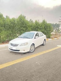 بيوايدي لبيع G3 مديل 2011  رقم بغداد نكليزي هزة جديدة ماشية 100 ما بيه...