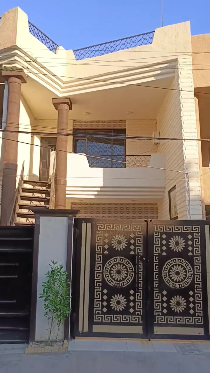 90 متر طابقين للبيع مربع الخارجية مربع نخل بناءحديث ‏‪***********‬‏
