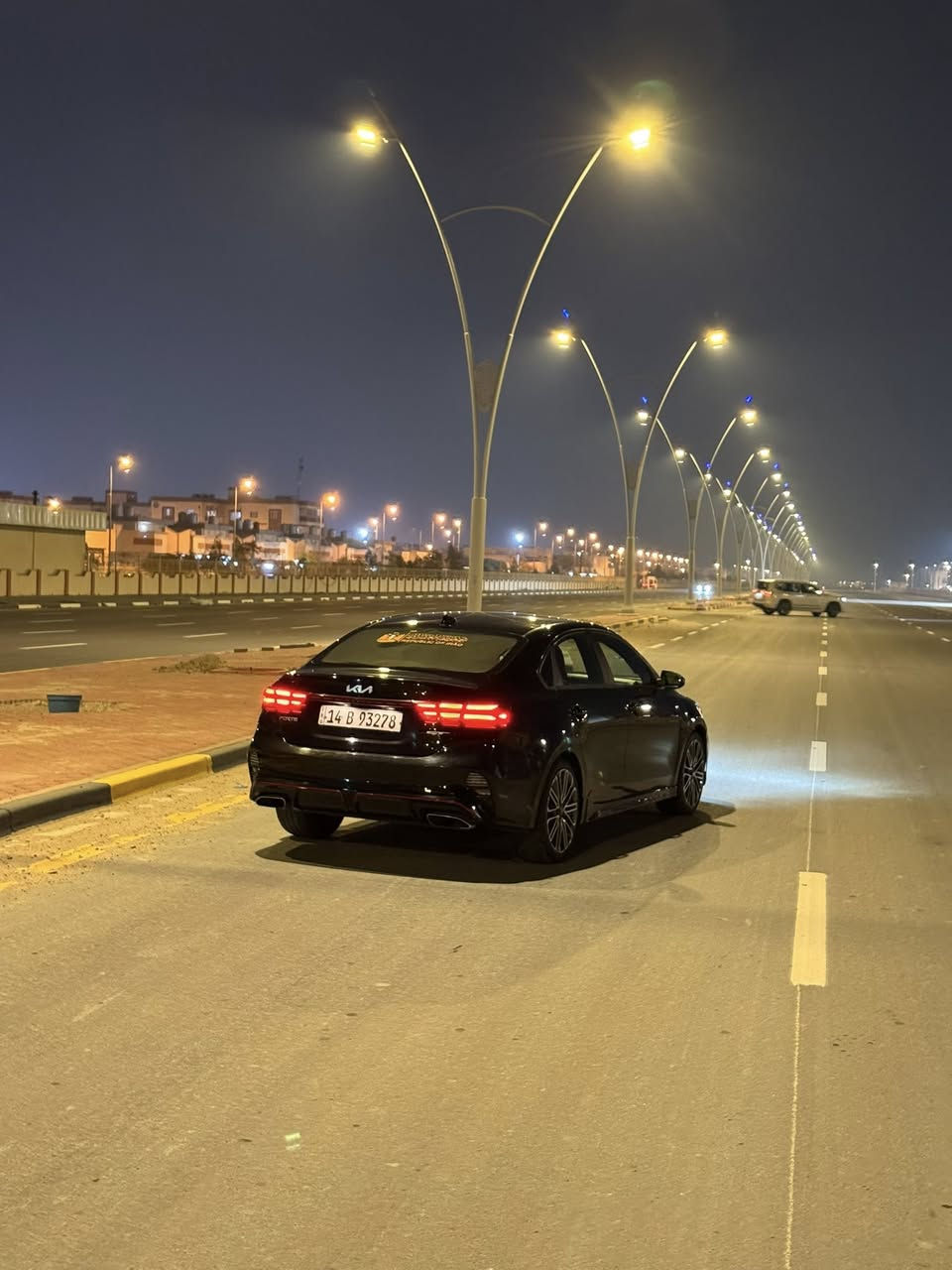 السلام عليكم للبيع كيا فورتي جي تي تيربو
Kia Forte GT2 2022 
فورتي جي تي ٢ 
موديل 2022
ماشيه  80 الف  
كير Dct دبل كلج 7نمر الكير المرغوب القوي يعني طياره 
مكينه 1.6 تيربو  201hp

رقم معوقين بصرة سنوية تنتهي 2029  

حادث جاملغ ايمن وربع البنيد تقريبا  /بدون شاصي

مواصفات GT معروفه فول1/1 اعلى واخر شي بل فورتي  
فوووووووول عدا الفتحة
🔥بصمه وتشغيل عن بعد 
🔥شاحن وايرلس 
🔥جنطة كهرباء 
🔥اشاير مري 
🔥شفتات ستيرن 
🔥رادار جانبي
🔥رادار امامي 
🔥رادار تحديد مسار 
🔥اوتو هولد
🔥ايقاف ذاتي 
🔥مثبت سرعه 
🔥مانع انزلاق 
🔥تبريد قطعتين 
🔥شاشة جبيره 9انج 
🔥كشنات جلد  
اناره داخليه بل أبواب وبل دشبول علامه الGT الوان عديده
🔥هاند بريك كهرباء
🔥 سستم صوت 🔉harman kardon
🔥تبريد بيانو +مناخ منفصل
🔥تشغيل عن بعد
🔥كزوز صوت بلادي رياضي
بانزين كله محسن/دهن  كله ادينول /تخم تايرات جديد 

وبعد هواي  مواصفات  بل GT

سعر 160
 
للاستفسار  على الرقم +واتس
***********
