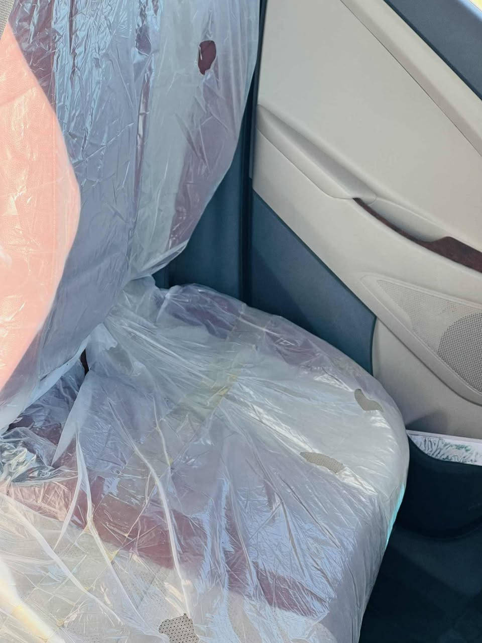 السلام عليكم
هيونداي توسان 2018 خليجي  ماشيه 140

مكفولة من الحادث رقم بغداد بسمي 

داخل صاج حلوه داخله 

تبريد قطعتين 

تحكم ستيرن 

اشاير مري حساس خلفي 

كاميرا  خلفيه

تخم تاير حداديه امامي و خلفي جديد 

محرك 2000

سونار موجود  سياره بيه كما موضح بل سونار مكاني بابل 

سياره مامتعوبه  علا ابد وحده  السعر 183بيه مجال  ***********.                 ***********
