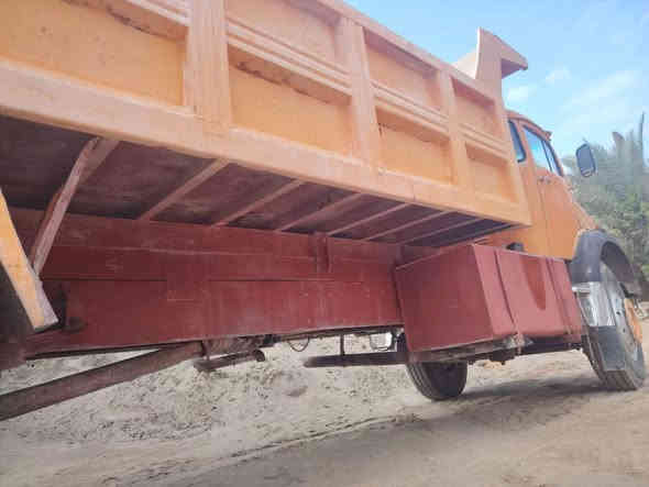 اقچم تك للبيع 1974اكسن جيأف كي25 محرك جديد مچفته جديدنفض لاتنقيص ولاتبخير السعر35, مليون ***********المكان كربلاء
