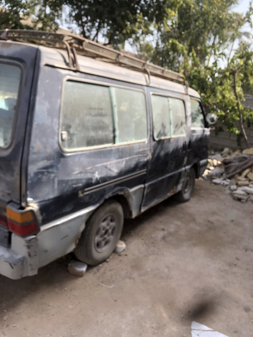 كيا بسته للبيع مديل ١٩٩٥ مكينه عاطله تريد رنكات رقم بابل بأسمي شرط الامداور  مكانه النجف كوفه شارع المعمل للأستفسار الاتصال ع الرقم ***********.السعر ٢٠ وبيه مجال
