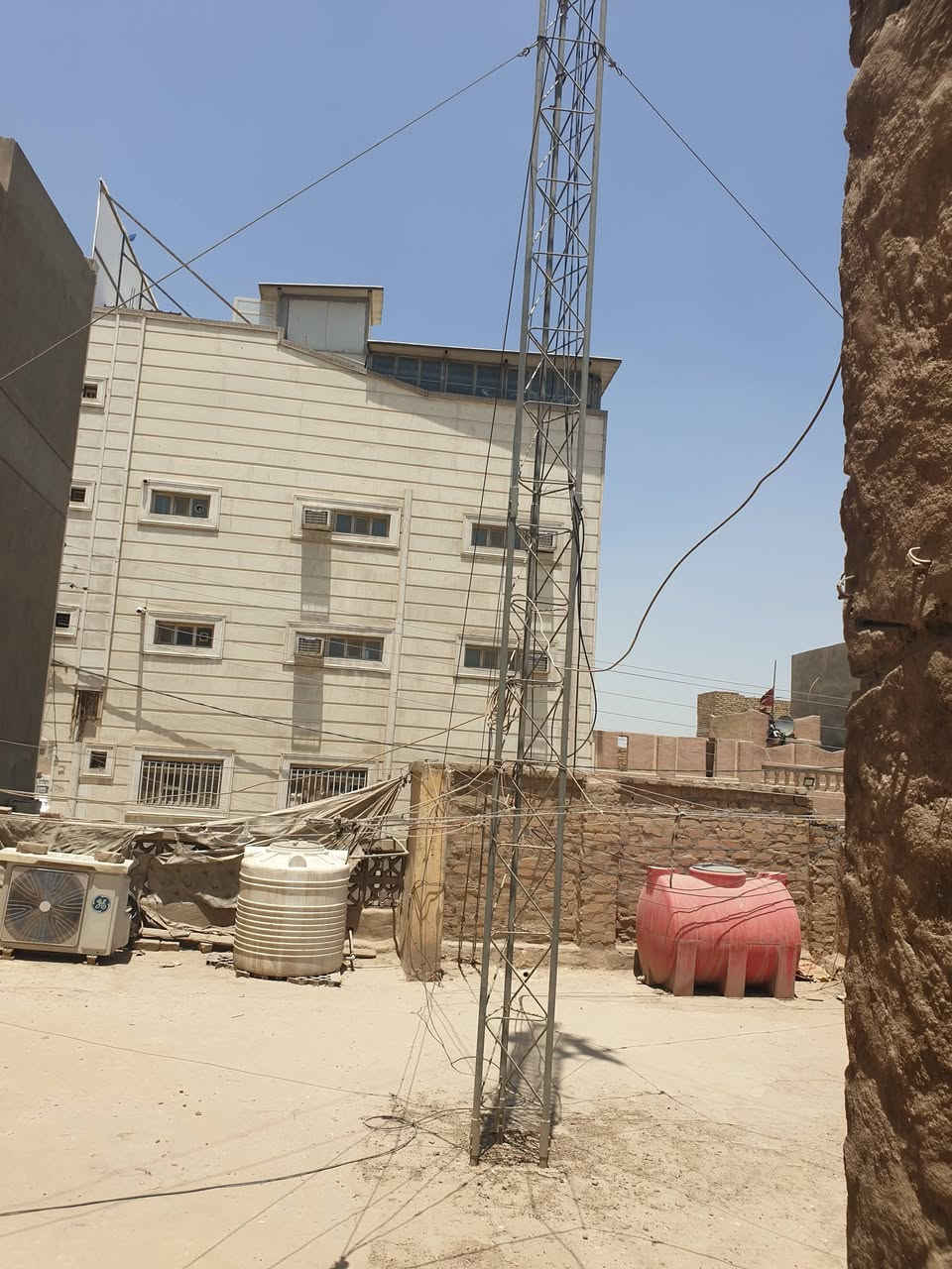 برج للبيع _ المكان حلة _ نادر٣
4قطع حديد
3سكترات 90 درجة
3 روكت xw
دش 34 مع 912
هب سويج
مع مجموعة وايرات Bluestorm
البرج منصوب
***********
