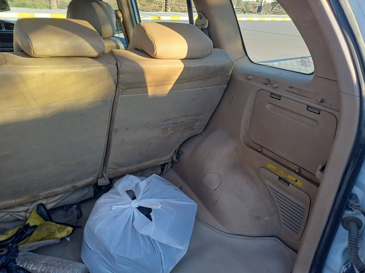 تيكو مديل 15مكينه 2000كير ميكانيكي مكفولات تخم تاير جديد  تبريد تدفئه  سياره جديده ماشي 127 بيه جاملغ امامي مصبوغ جهت سايق
مكان السياره كوت  /السعر خاص 
0788466650


**إذا كنت صاحب هذا الإعلان وتريد حذفه لأي سبب، رجاءا أرسل رسالة إلى الدعم الفني**