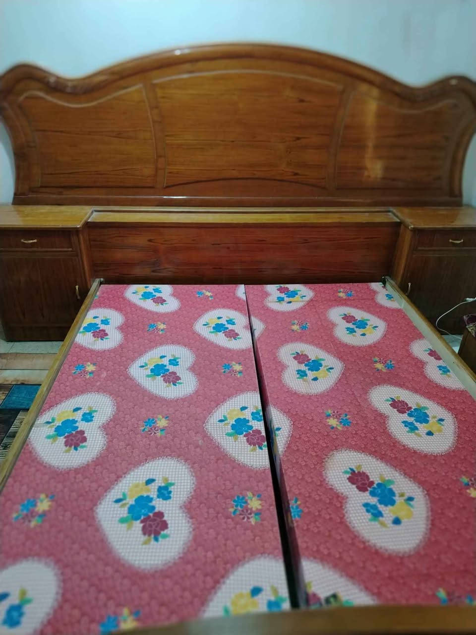 السلام عليكم
مكلف بالنشر..
غرفة اخشاب صاج تزكام للبيع..
السعر مليون وبيه مجال بسيط
العنوان حله شارع 60
للأتصال *********** حلة, بابل
