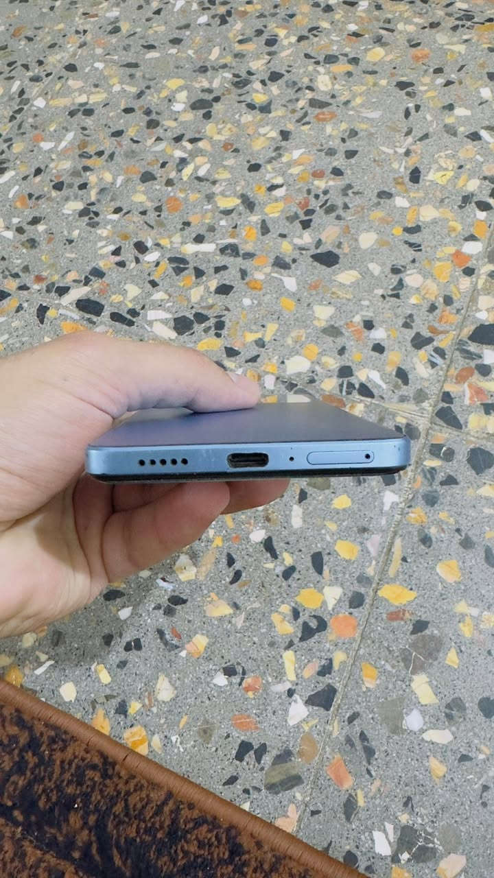 السلام عليكم هاتف بوكو x5 pro 5g السعر 285 الف كارتون وشاحن اصليات و3 كفرات
مواصفات شاشة 6.67 انش اموليد 120 هرتز 
بطارية 5000 ملي امبير شحن سريع 67 واط 
كامرات 108 ميكابكسل والترا وايد وكامرا للزوم تصوير فيديو 4k وفل اج دي 60 اطار امامي وخلفي 
يدعم تحكم ريمونت كونترول يدعم منفذ سماعه يدعم معيار تحمل ماء وغبار ip 76 وسماعات ستيريو ونحيف وخفيف الوزن


**إذا كنت صاحب هذا الإعلان وتريد حذفه لأي سبب، رجاءا أرسل رسالة إلى الدعم الفني**