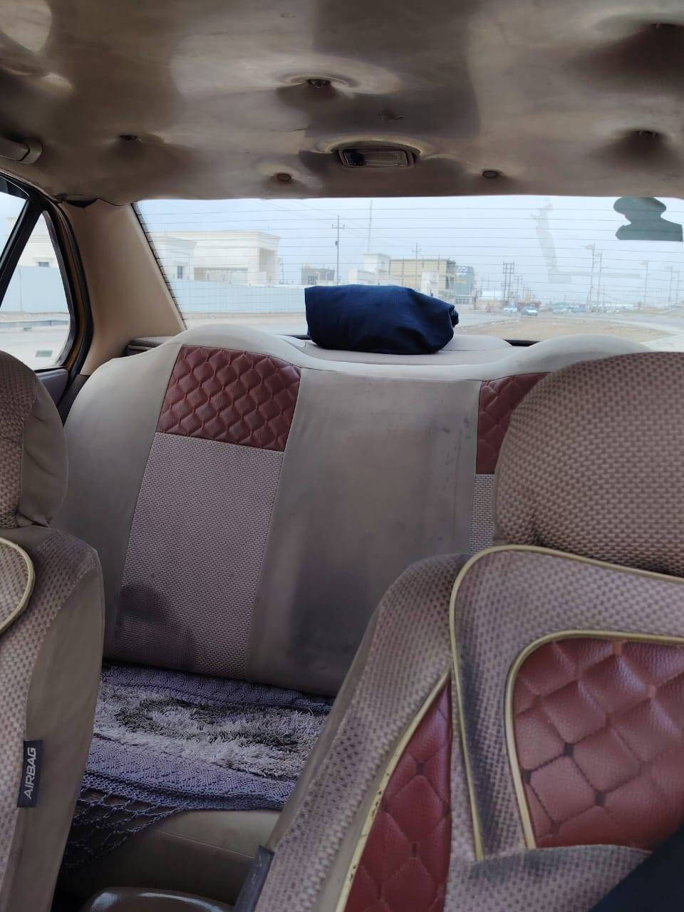 إسلام عليكم سمند موديل 2011 خيرمن الله مصفره هيه وقرامات تخم تاير صدر نضيف كير مكفول مكينه بيه دخانه شويه وتكطع السعر 28 وبيه مجال حك الجيه (***********)
