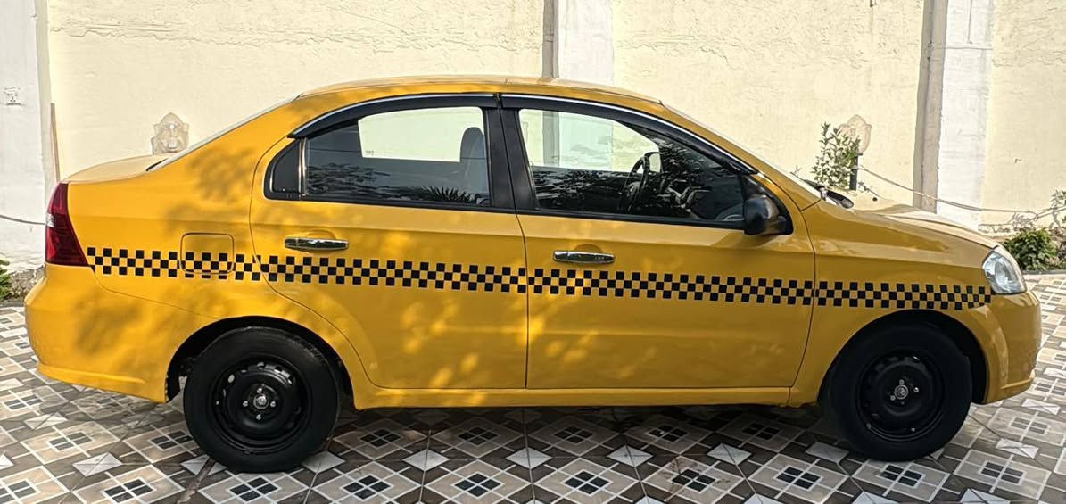 *********** للبيع افيو 2010 اوتوماتيك مسكر وارد امريكي مكفولة رقم انكليزي بأسمي
مكينه وكير حاويه جدد حدادية جديده تخم تاير جديد دواخل جديده مصفرة هيئه وغرامات شرط عقد مروري تحويل مباشر سيارة جديده وجاهزه مكفوله من الضربه السعر 51$ وبيهه مجال مكانهه النجف الاشرف
