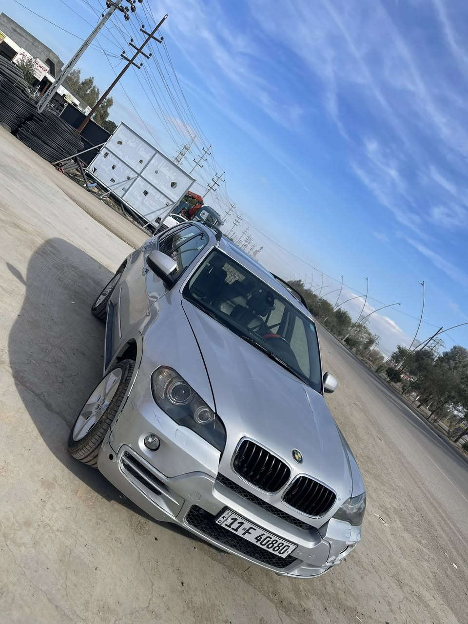 ‏سلام عليكم
‏بي أم X6 موديل 2007
‏رقم بغداد شرط التحويل
‏مكينة ستة سلندر كاز 
‏تون ￼ تيربو مكينة كفالة
‏ السيارة فول مواصفات
لمتت ‫1‏÷1‬ 
‏السيارة كفالة  من الصبغ 
‏السعر 105 بيها مجال بسيط
‏استفسار رقم الهاتف
 ***********
