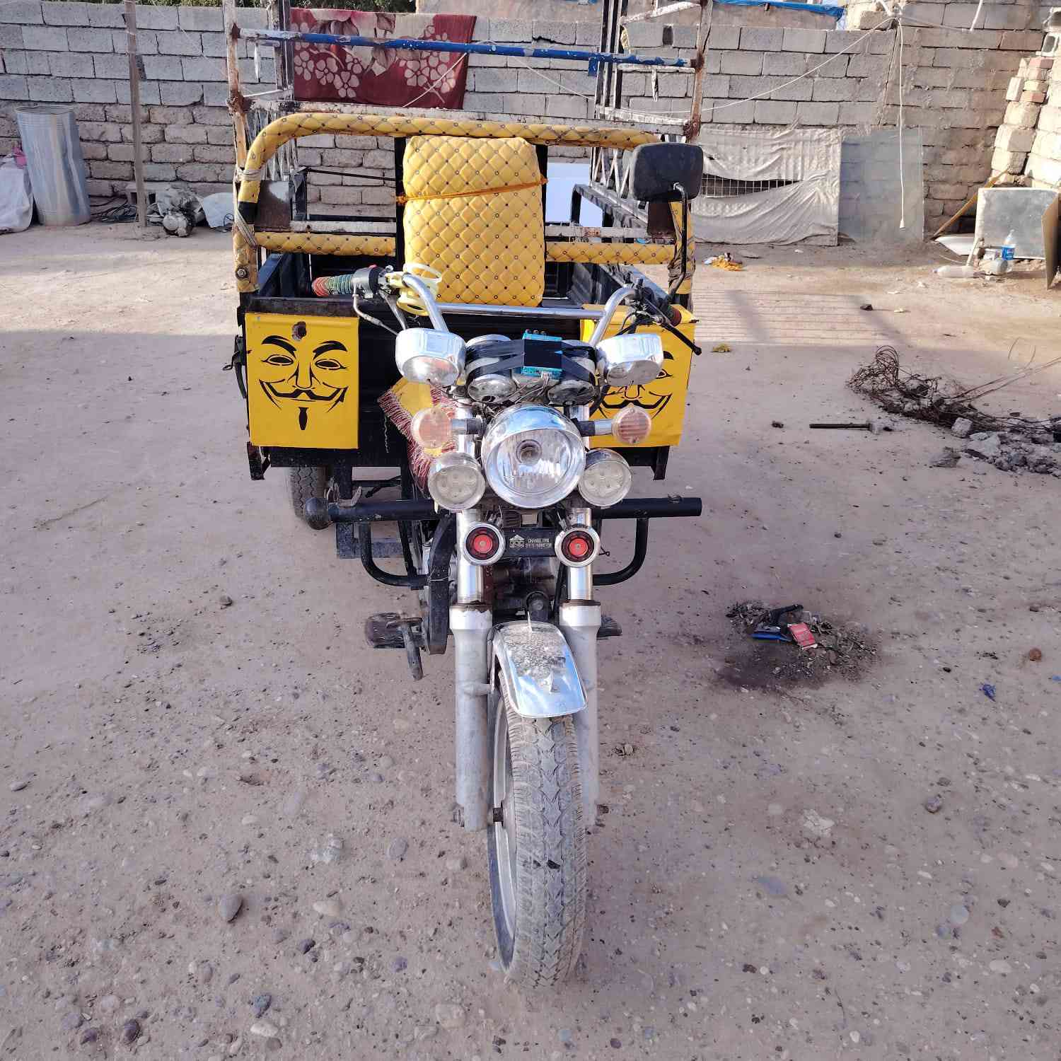 السلام وعليكم توجد ستوته للبيع موديل 2020 بيه منفيس بليته ستوته مال شغل المكان تكريت الزهور سعر 850 بيه مجال حك الجيه ‏‪***********‬‏
