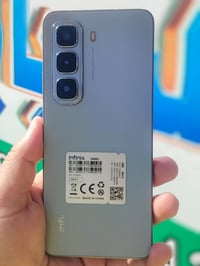 هوت ٥٠ • ٢٥٦ • مكفول