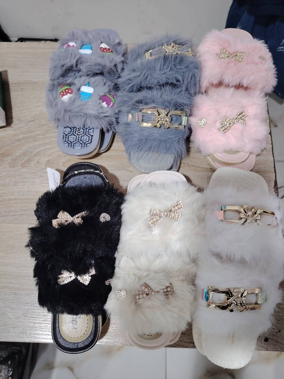 السلام عليكم بمناسبه حلول عيد الفطر المبارك سوينالكم عروض في الملابس الصيفي والبهاري تحطيم الاسعار القطعه ام ١٠ وام ٨ يمنه بس ب ٥ الف دينار عراقي اي قطعه داخل الصوره ٥ الف دينار فقط ويوجد ايضا قطعتين ب٥ وثلاث قطع ٥
موقعنه حي الأسرى شارع الفوج مجاور اسواق صديق
تشرفونه اهلا وسهلا بجميع


**إذا كنت صاحب هذا الإعلان وتريد حذفه لأي سبب، رجاءا أرسل رسالة إلى الدعم الفني**