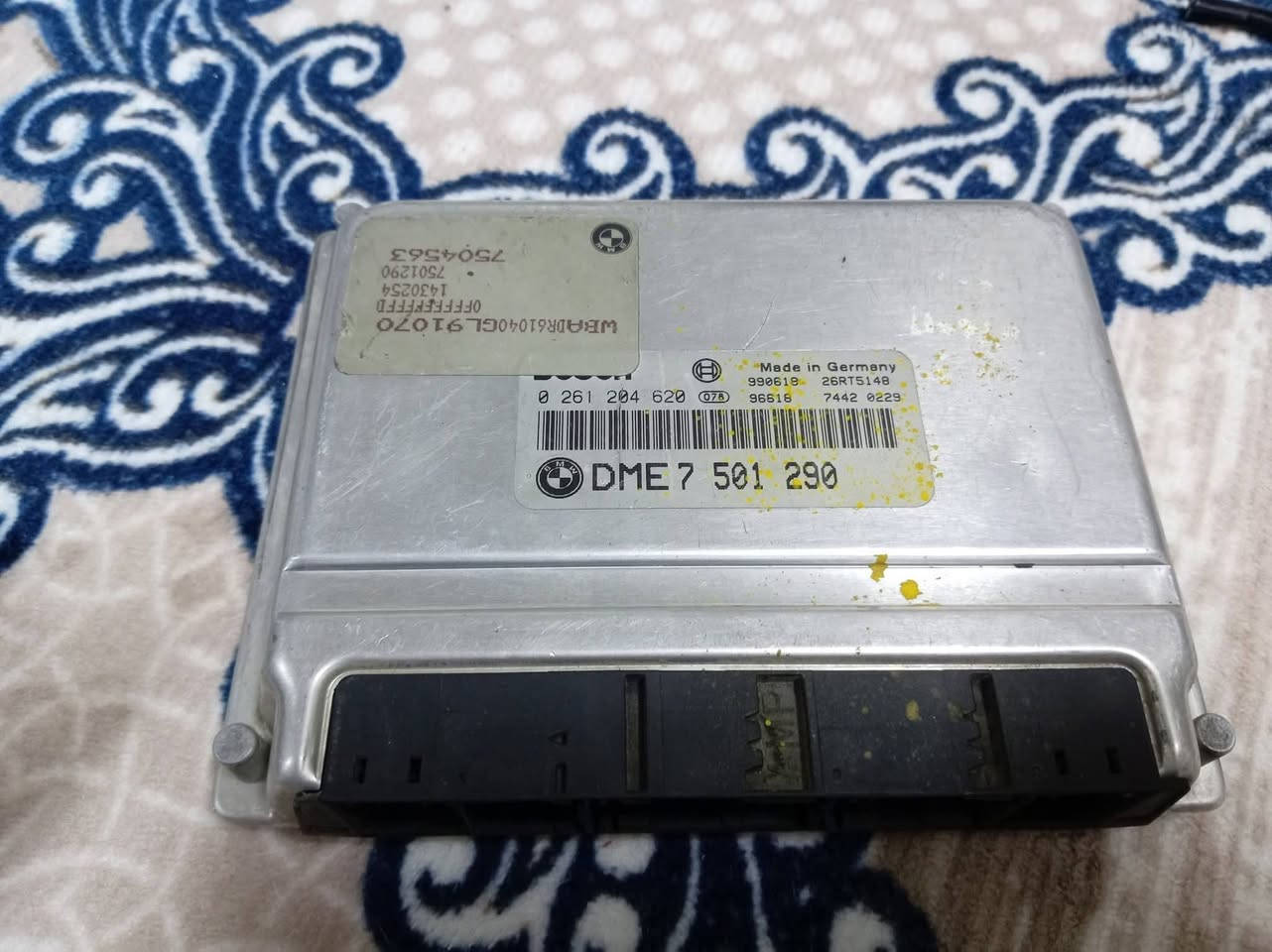 للبيع عقل كاسحه 35 محرك مي+كيجات شغاله فقط شاشه الاعطال ماكو كتابه كلهن  100الف للتواصل ***********واتساب فقط المكان بغداد
