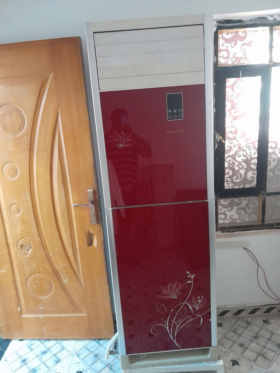 سبلت كري ٣طن دبل فإن تبريد ثلج وبي ضمان ٦٥٠ الف ***********
