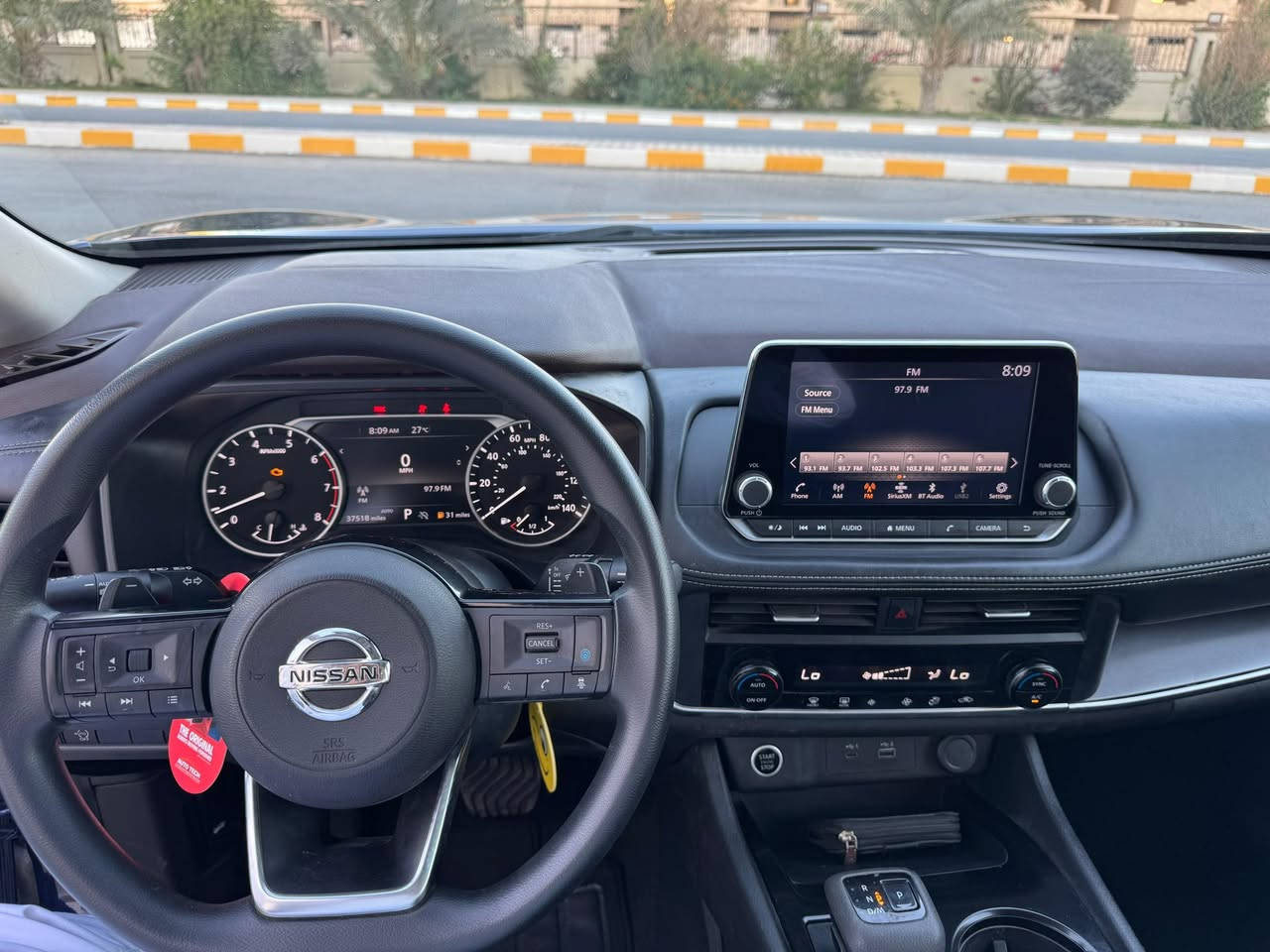 2023 𝐍𝐈𝐒𝐒𝐀𝐍 𝐑𝐎𝐆𝐔𝐄-𝐒v,awd
نيسان روك موديل : 2023

عداد المسافة : 40 الف

اللوان : ازرق چويتي 

حجم المحرك :  (3) سلندر ,1500تيربو

المواصفات : Sv-AWD

دةبل اكسل AWD

‏‎بصمة ابواب 

‏‎بصمة تشغيل 

شاشة ايباد

‏‎كاميرا

هاند بريك بصمة

اوتو هولد :    Auto Hold

اوتو ستارات : Auto Stard 

اوتو ستارات : Auto Stop‎

رادار امامي (تحديد مسار)

‏‎رادار جانبي (نقاط عمياء)

‏‎رادار خلفي (التحذير من الاصطدام)

‏‎حساسات خلفي

نظام : OFF-ROAD

نظام : SHOW

نظام : ECO

نظام : AUTO

نظام : SPORT

كشنات هيتر

ستيرين هيتر

تحكيم ستيرين

تبريد لمس

تبريد مركزي

لايتات ليد زينون 

بكلايتات LED

ويل كروم

‏‎تفاصيل اكثر الاتصال علی ارقام التاليه 

‏WhatsApp 

السعر 153

☎️ ***********

عنوان📍الانبار _ الفلوجة
