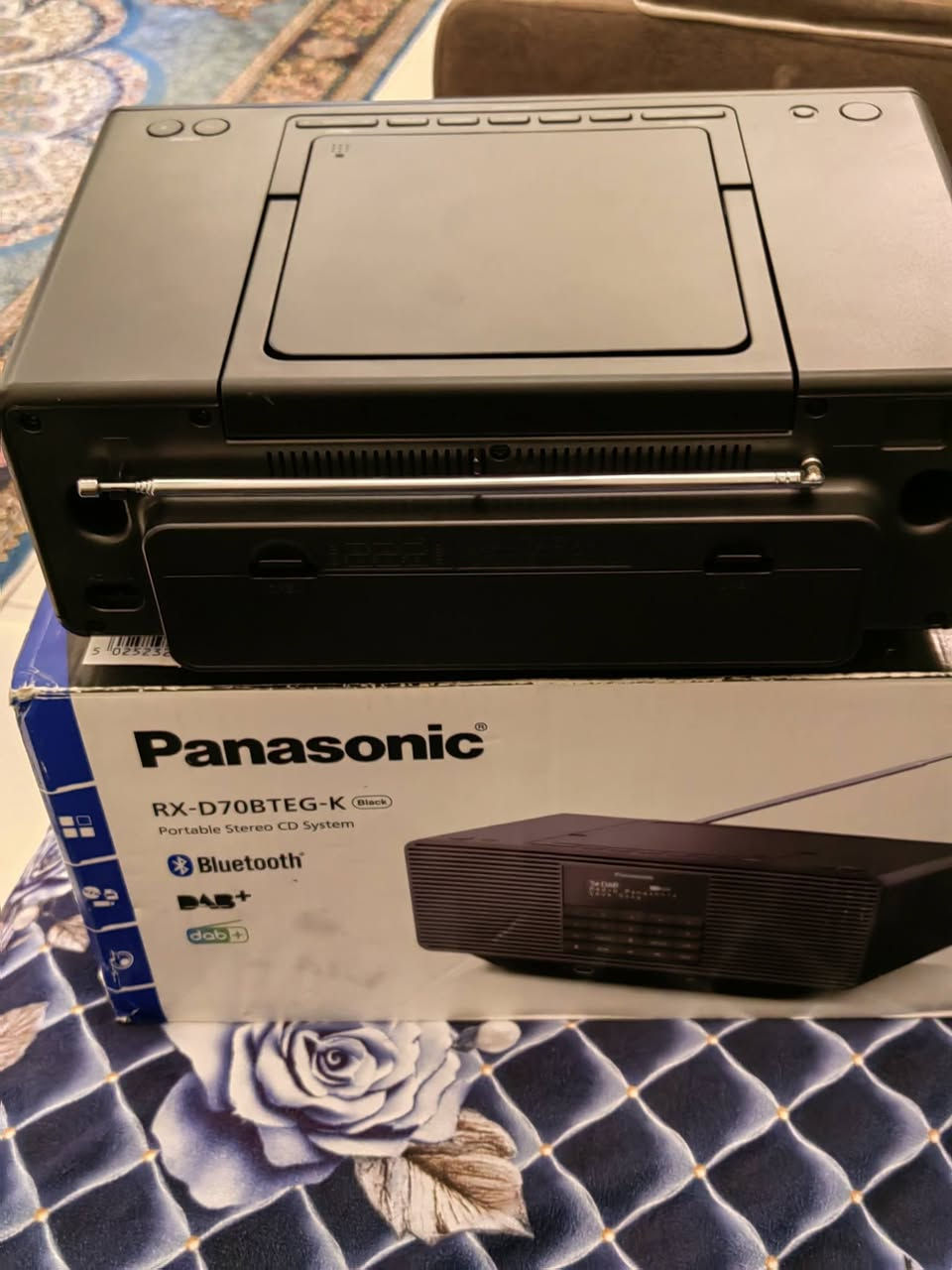 باناسونيك الاصلي ثقيل 5كيلو يحمل قرص يشغلMP3 بلوتوث راديو كهرباء وباتري يشتغل صوت روعه 50 مع التوصيل


**إذا كنت صاحب هذا الإعلان وتريد حذفه لأي سبب، رجاءا أرسل رسالة إلى الدعم الفني**