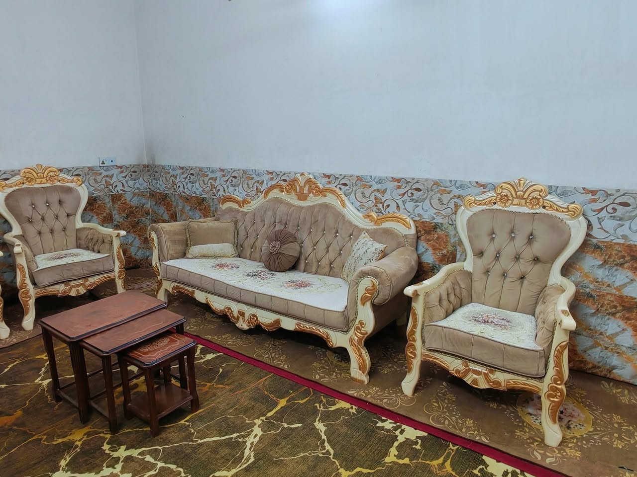 تخم زان تركي10 مقاعد حيل نضيف مابي اي ضرر السعر525 العنوان كربلاء بدايه الامن الداخلي توصيل داخل كربلاء ***********

