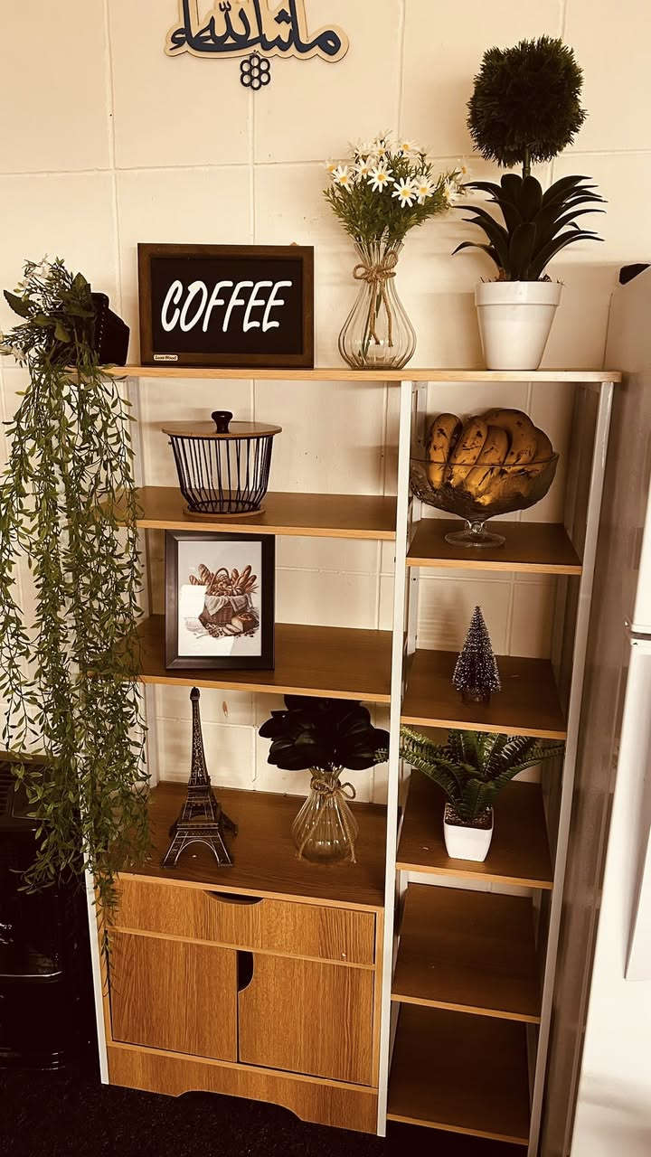 رفوف تجنن جتني هديه مصارله يومين ومعدي مكان بيتي صغير اريدهم ب٥٠ للتواصل ماسنجر او هل رقم ***********
