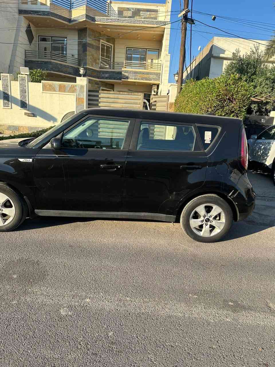 سلام عليكم
كيا سول ٢٠١٨ سوده
سياره مواصفات Base 
( شاشة ، كامره خلفية ، تحكم ستيرن جهتين ، وضع الـ ECO ، مكينه ١٦٠٠  ) 
سياره كلين تايتل ( بدون اي حادث ) و صور امريكا موجوده بالمنشور 
ممشى السياره ٦٦ الف 
سياره نظيفة جداً ، مكفولة كفاله عامه ( صدر ، مكينه ، شاصي و كشر السيارة كلش نظيف )  السعر : ١٣٠$ 
للاستفسار : *********** 
***********
