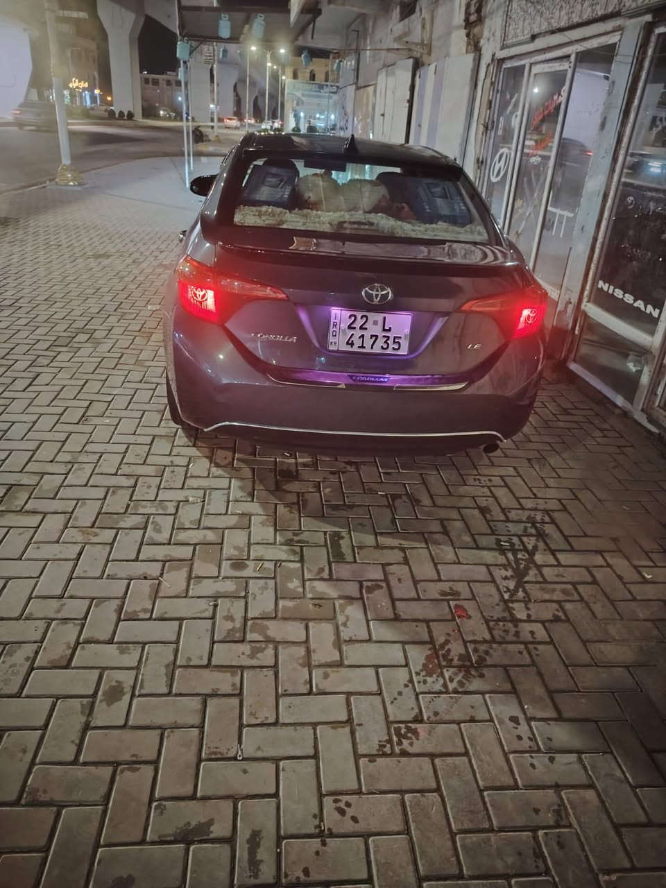 سلام عليكم كورلا للبيع 2017 LE رقم أربيل بسمي ضرر 3قطع صبغ تخم تاير جيد كير محرك كله شرط سياره مال جناي احله من الصوره 125وبيه  مجال ***********
