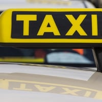 تكسي اربيل موصل • من الباب يلا الباب • جره المطار