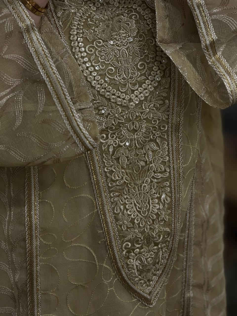 السلام عليكم
عندي هاي الكلبية اخذتها وطلعت جبيرة 
قياسها اكسين لارج تلبس وزن  ٨٥-١٠٠ كيلو
اخذتها ب٦٥ 
اريدها ب٥٠  
مكاني الديوانية العروبة


**إذا كنت صاحب هذا الإعلان وتريد حذفه لأي سبب، رجاءا أرسل رسالة إلى الدعم الفني**