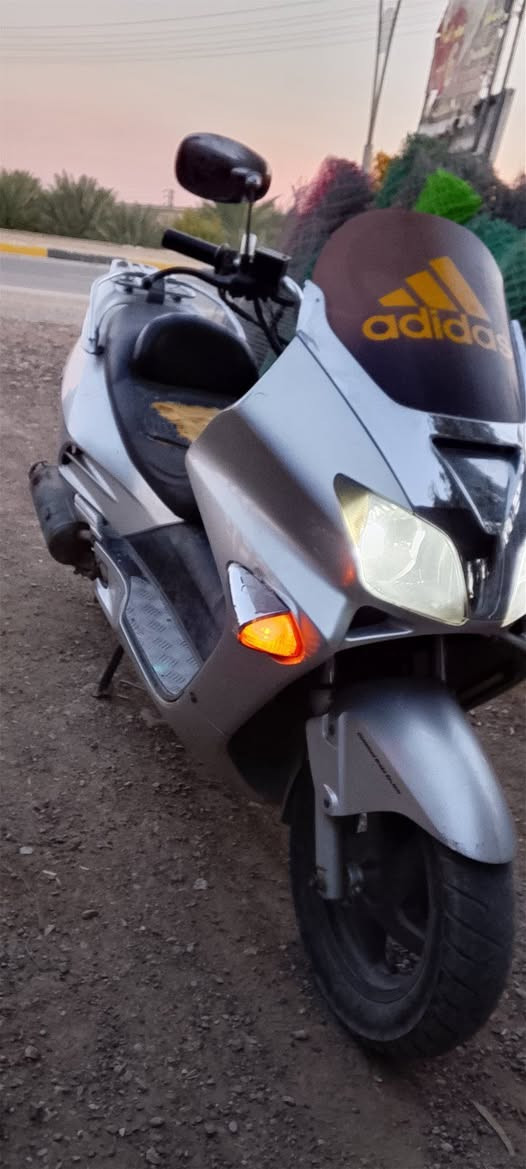 السلام عليكم 
فورزة 06 موديل 19 دراجة اي نقص مابيها سعرها 900 وبيها مجال 
***********
