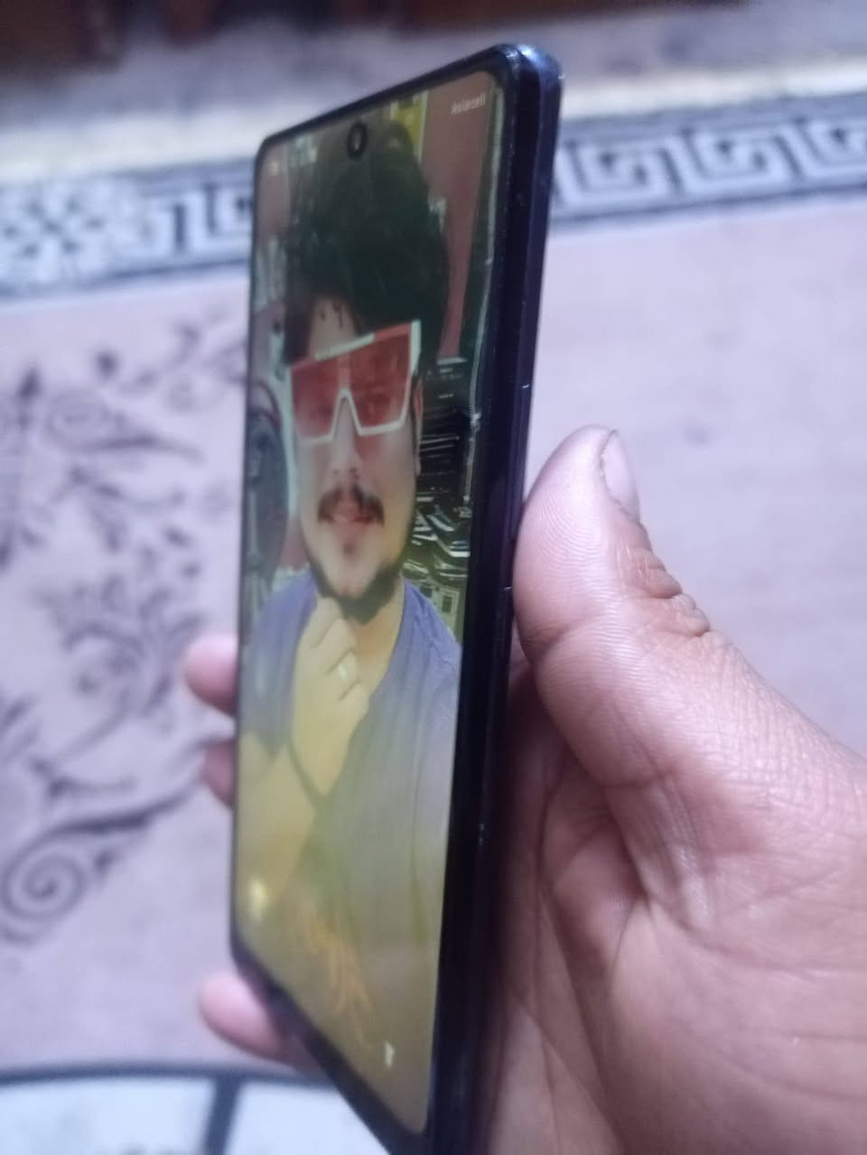 مبدا شاشه اصليه موضح كدامك لاتجيني وتكلي شمبدل بي هاي بس شاشه سعره ٩٠ لف


**إذا كنت صاحب هذا الإعلان وتريد حذفه لأي سبب، رجاءا أرسل رسالة إلى الدعم الفني**