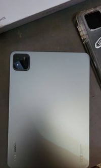 للبيع  ايباد شاومي 7pad البطاريه 100% سعه تخزين 256 ما مفتوح  ولا مصلح...
