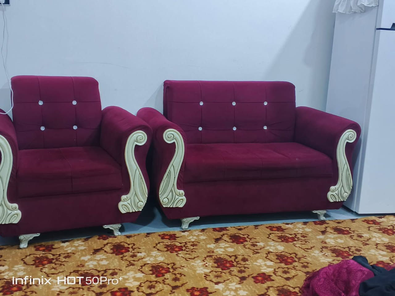 السلام عليكم تخم للبيع سبع مقاعد نظيف واي ضرر ما بيه سعره 125 عنوان كربلاء نظره السلام***********
