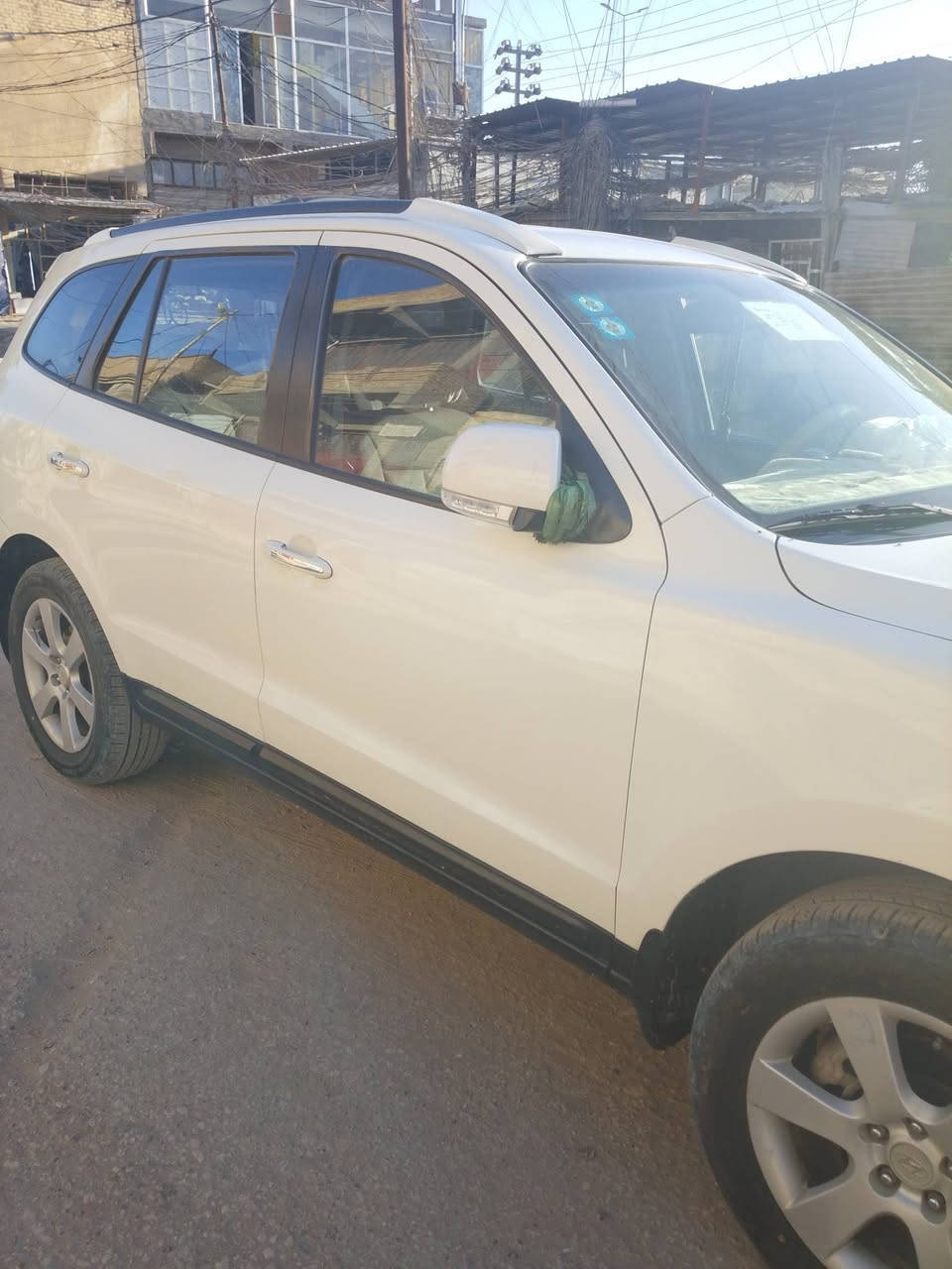 سلام عليكم سنتافي موديل 8 رقم بغداد بسمي كامله المواصفات ما عده بصمه بيه قطعتين صبغ واباقي مكفول مكينه 2700 سته سلندر سبعه راكب البيع السعر عل رقم ***********
