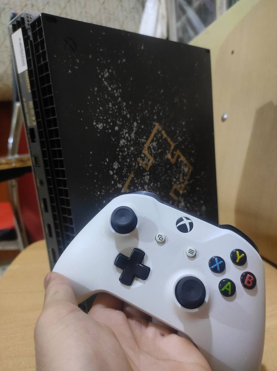 جهاز باندل
XBOX ONE X GEARS 5 🎮
مع جوستك وملحقاتة الأصلية بدون كارتون .
الجهاز نظيف خالي من الفتح والكسر والخدوش مستخدم قليل 

سعر 260 العنوان بغداد 📞


**إذا كنت صاحب هذا الإعلان وتريد حذفه لأي سبب، رجاءا أرسل رسالة إلى الدعم الفني**