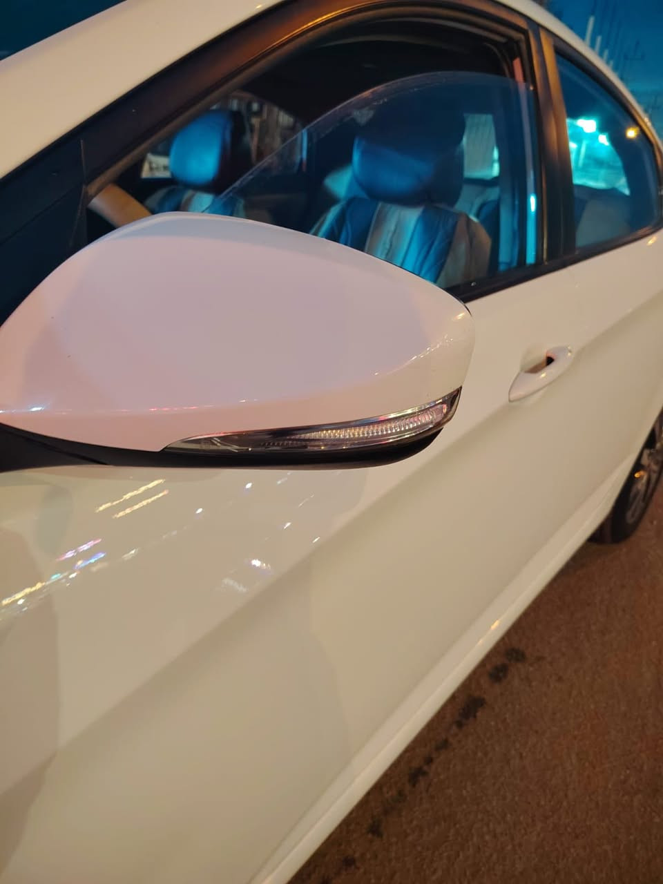 السلام عليكم اكسنت 2016 خليجي رقم بغداد ماشي 140 الف 1600 مكاني بغداد الكرخ  السعر 115 رقم ***********
