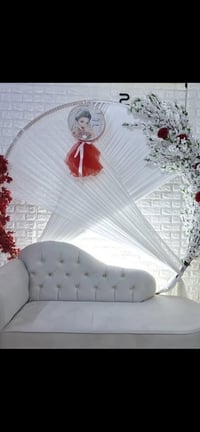 كوشة اعراس • مستعملة يوم واحد • مع ملحقاتها