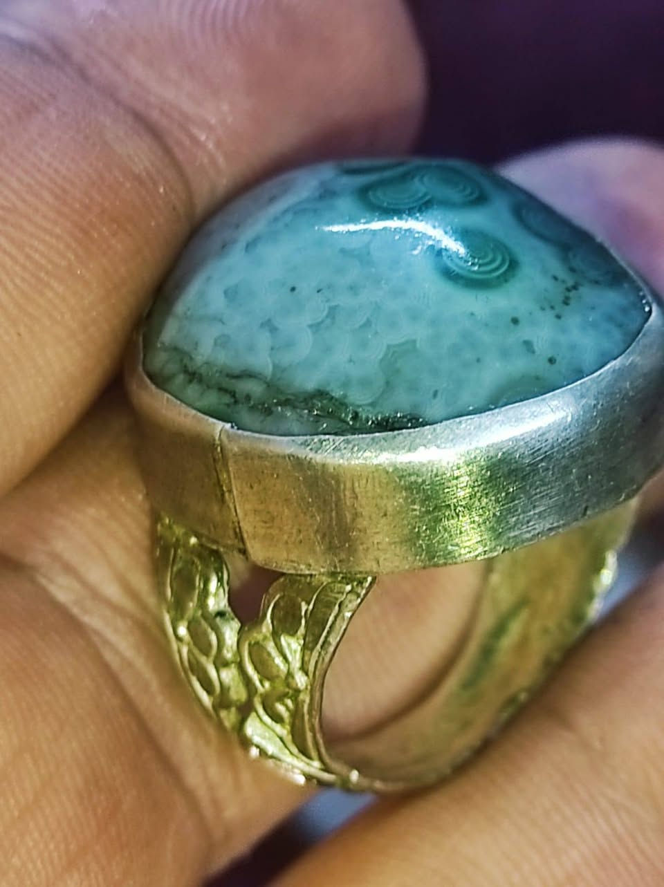 بسم الله 
الوحش الخام الأخضر  
حجره vip شرط خام مامجروخ 
كامل للحمل مجرب فول محبه 
فول عقد لسان منجم ومبخبر 
فضه عراقي يدوي ٩٢٥ 
٣٥ الف جوه سعر الفضه ابيع 
***********واتساب
