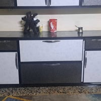 خزائن • للبيع • فيه مجال