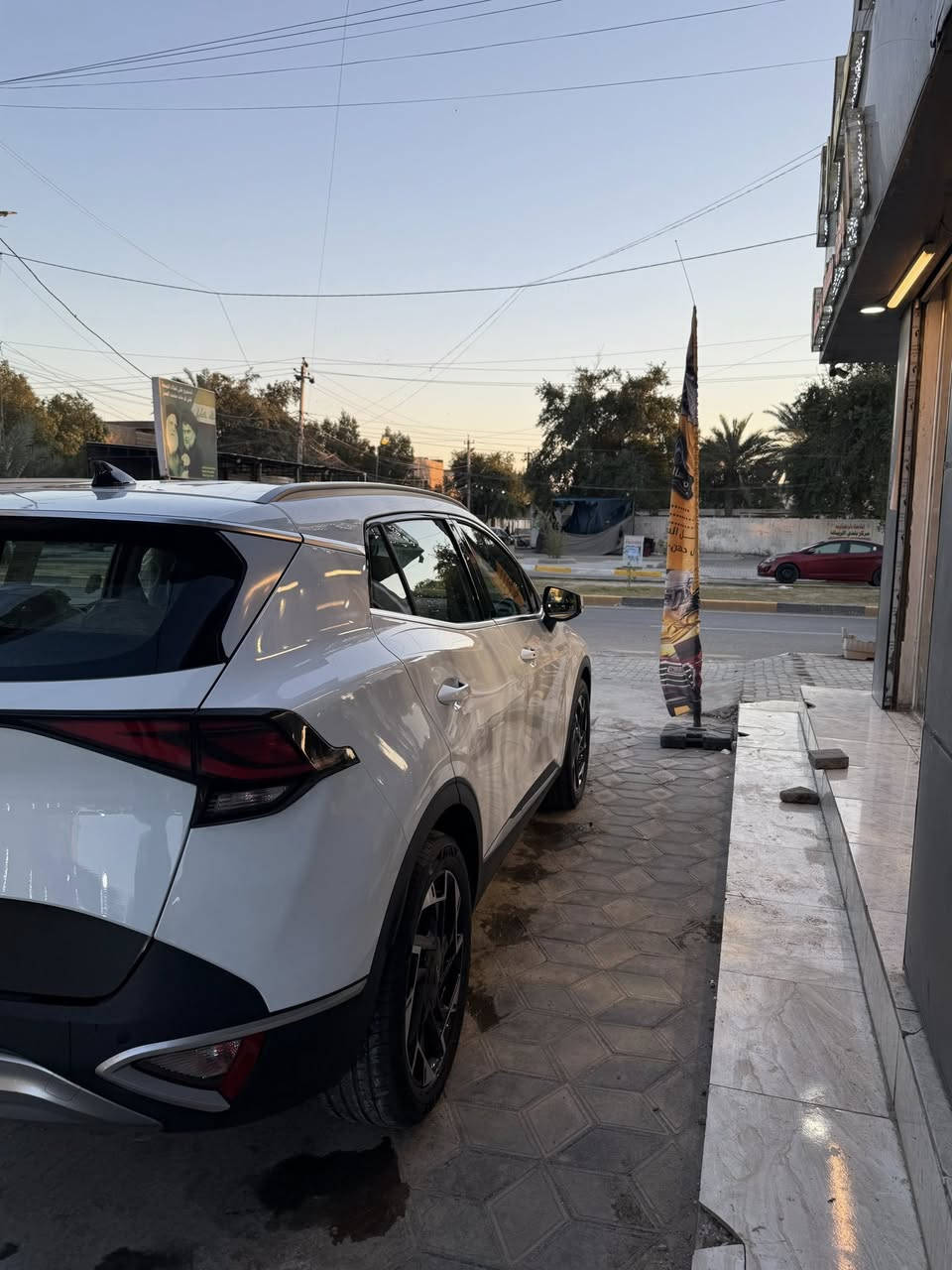 سبورتج للبيع موديل 2024
شركه الدوليه بعده بالضمان مكفوله كفاله عامله 
مكفوله من الشخط 
ماشيه 7الاف بعده زيرو السياره 
مواصفات فول ماعده البنرامه 
كراسي كهرباء جنطه كهرباء 
شاشه متصله 
كامرات رادار 
سايد بريك زكمه هواي مواصفات بعد السياره فول نضيفه 
بعده زيرو السعر الاتصال 
***********
