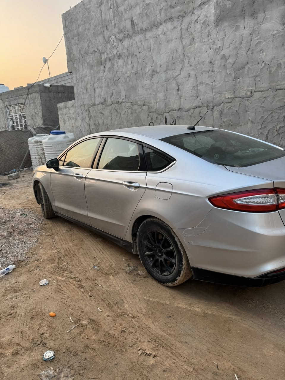 السلام عليكم فورد فيوجن ٢٠١٥ باسمي مداور ثاني يوم نص مواصفات مكينه ٢٥٠٠ المرغوب مكينه كير مكفولات بشرط
بيها جاملغات الاماميه والبنيد وتكم على كد شبر.  حادث امريكا فقط جاملغ السكن بدون دواخل والبنيد وجاملغ ثاني فقط رش اثر تكحيل يعني سياره تلث قطع رقم الشاصي موجود بالمنشور. وحاليا بيها طخه بلجاملغ الاماميه البارحه صارت الله يجفيكم الشر السعر ٩٧ وبيها مجال. مكاني كربلاء المقدسه
***********
