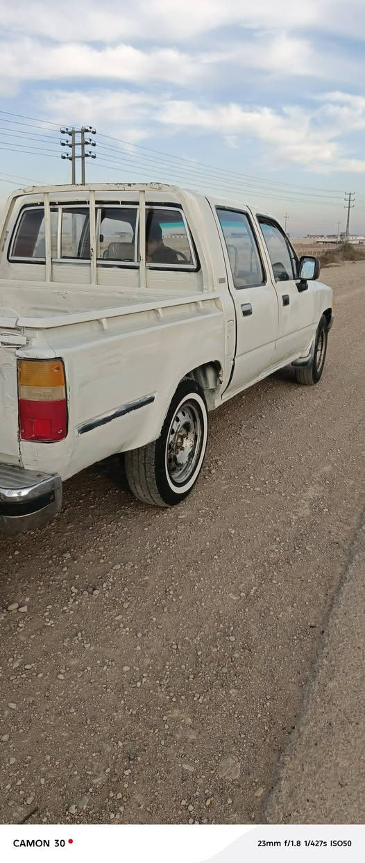 سياره بيكم موديل 96 رقم بغداد سنويه مجدده سنه 28 مكفوله محرك وكير واكسن وشاصي بل نسبه لكشر مصبوغ اثر ظرر بسيط بجهة لسايق سعر 42 وبيه مجال قليل مكان كوت مركز محافظه ***********و
***********
