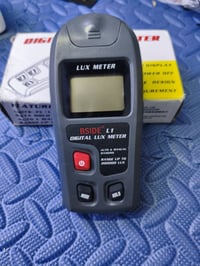 جهاز قياس إضاءة • للبيع