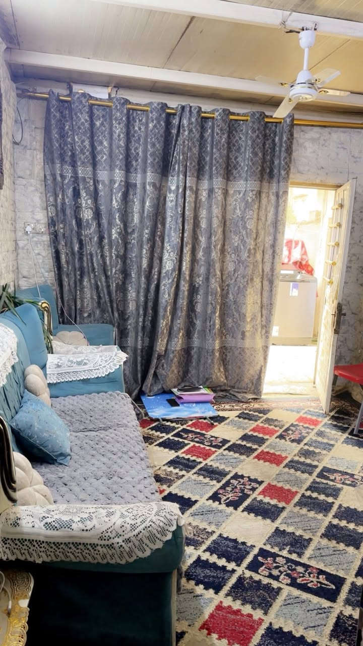 السلام عليكم بيت للبيع تجاوز 76  متر قطعه مربعه استفسار خاص او على رقم ***********
