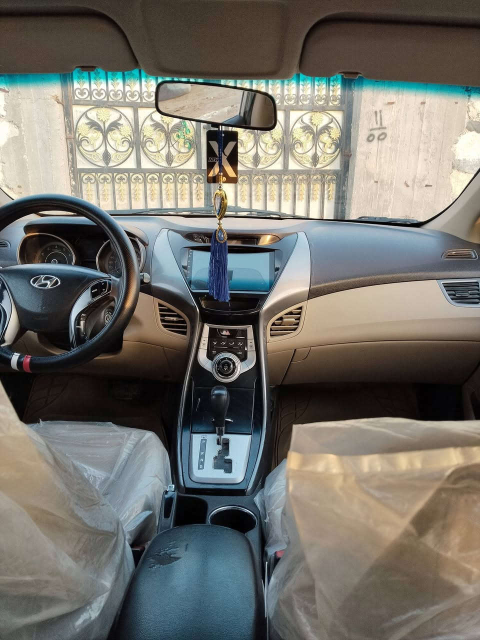 السلام عليكم النترا موديل 2013
خليجي كفاله عامه كيرحاويه جديد حداديه جديد محرك لاتنقيص ولاتبخير سياره لوك سونار موجود هزه جديده شرط التحويل السياره باسمي تحويل ثاني يوم مكان السياره ديوانيه ***********8 مامتواجد عل فيس السعر 113وبيه مجال بسيط
