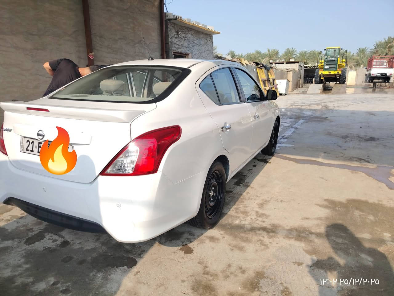 السلام عليكم ورحمة الله وبركاته.
نيسان صني 2021
السعر 117 وبيها مجال بسيط

موصفات :
١. تدفئة تبريد . حالة ممتازة
٢. شاشة داخلية
٣.حساس خلفي
٤.تحكم ستيرن
٥.سيارة ما متعوبة استعمال شخصي
٦.ماشية ٤٣ الف تقريبا
٧.نضيدة جديدة
٨.سبير شركة ما مستهمل
٩.تخم تايرات جدد صار فترة قليلة من شديتهن

الحالة العامة:
السيارة نظيفة فحص بالكامل
لا حوادث، الكشر نظيف كما موضح في الصور
خدوش قليلة وبسيطة جدًا (غير مؤثرة على المظهر العام) 

👈ملاحظة للشفافية: كان هناك لاصق حماية أسفل الباب، وعند إزالته حصل تقشّر بسيط في الصبغ أسفل الباب (بدون صدأ أو ضرر) اذا كبرت الصورة راح تشوفه


**إذا كنت صاحب هذا الإعلان وتريد حذفه لأي سبب، رجاءا أرسل رسالة إلى الدعم الفني**