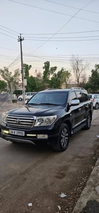 لاندكروز 2011(60) مكفولة كفالة عام من الصبغ والحادث ماشية 189 حقيقي شر...