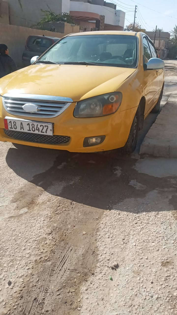 السلام عليكم
كيا سبكترا رقم بابل انكليزي سنويه لل 30 بسمي تحويل مباشر 
كير اوتو ومكينه 2000 دوش المرغوب مكينه مجفتها تجفيت مضبوط لا تنقيص ولا بخار 
تبريد حداديه جاهزه تايرات نص عمر 
حادثها مال أمريكا جاملغ أمامي فقط 
ملاحضه : السياره بدون لا شواصي ولا تكم ولا حوض فقط تعمير بسيط بالداخل مال الجاملغ 
وبيها هسه هاي الطخه فقط الصبغ واكع 
كهربائيات كلها شغاله
 لايتات : LED 
كشافات : ابيض ثلجي 
السياره جاهزه كبل للشارع 
السعر : 70 وبيها مجال بسيط للشراي 
للإستفسار الاتصال على الأرقام التاليه :
*********** 
***********
ملاحظة : الخاص مفتوح 
التفاصيل كلها كدامك لتكلي شبيها 
الشراي يتصل
