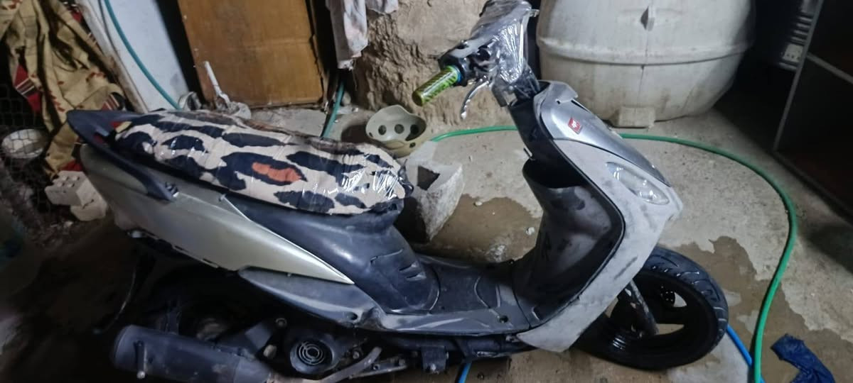 دراجه ماكس منغولي نضيفه مكينه جديده يرادلها ترتيب للبيع السعر 250وبيها مجال حك الجيه مكاني بغداد مدينة الصدر ***********
