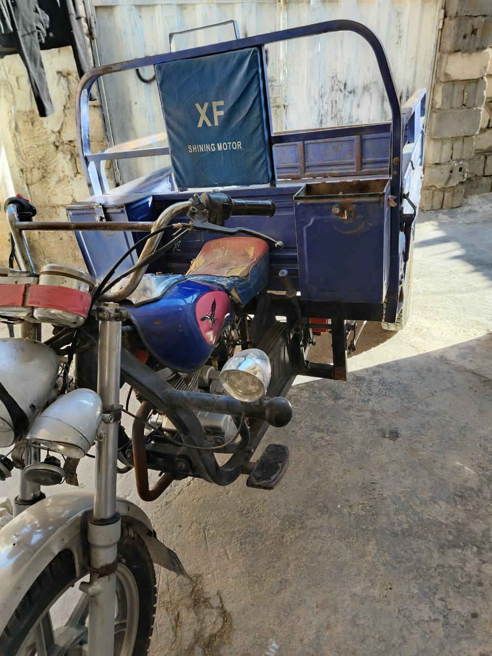 للبيع ستوته شغاله. مكانهه  كربلاء حي العامل سعرهه 900وبيهه مجال.


**إذا كنت صاحب هذا الإعلان وتريد حذفه لأي سبب، رجاءا أرسل رسالة إلى الدعم الفني**