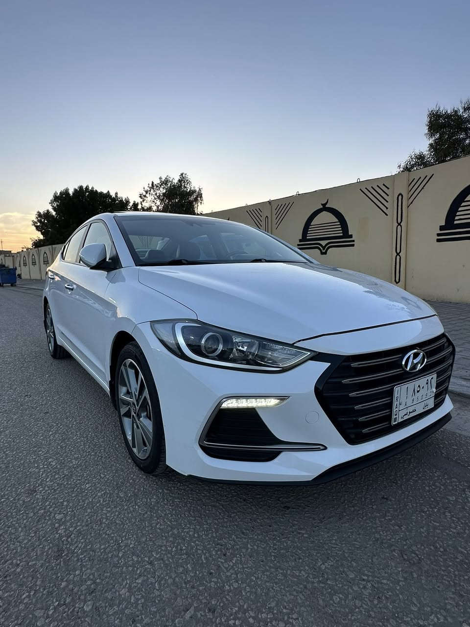 السلام عليكم
هونداي النترا 2019 خليجيه سوبر مكينه ٢٠٠٠ كفاله عامه ماعدا كارت بسيط بالجاملغ اليسار الامامي مواصفات السوبر معروفه فتحه لد امامي خلفي ويل كب داخل صاج كشنات جلد مري شفط شاشه وكامرا السعر ١٥٩ وبيها مجال بسيط     
للاستفسار ***********
